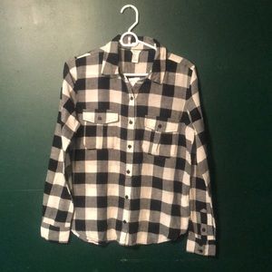 Plaid button down long sleeve shirt